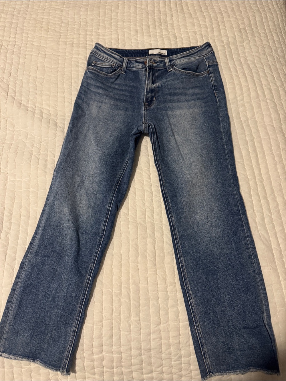 Vervet Women’s Straight Leg Jeans in Medium Washed Blue